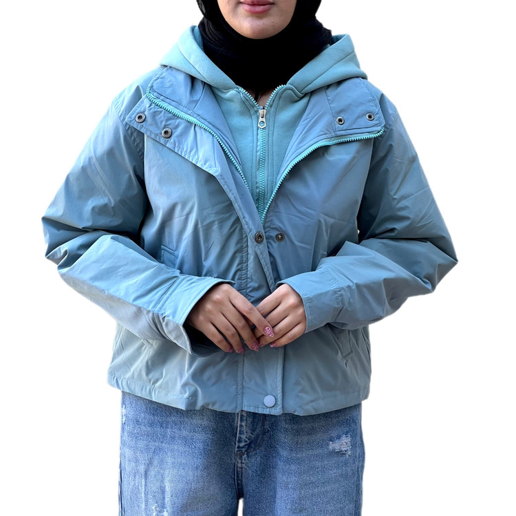 کاپشن آبی آسمانی مدل هودی چسبیده